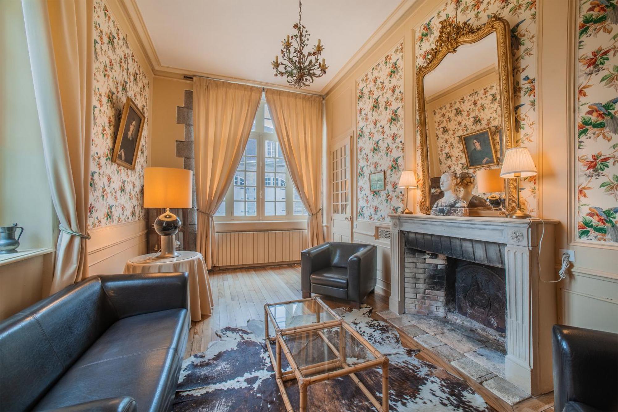 Holiday Home Château de Boucéel Mont Saint Michel Vergoncey Habitación foto